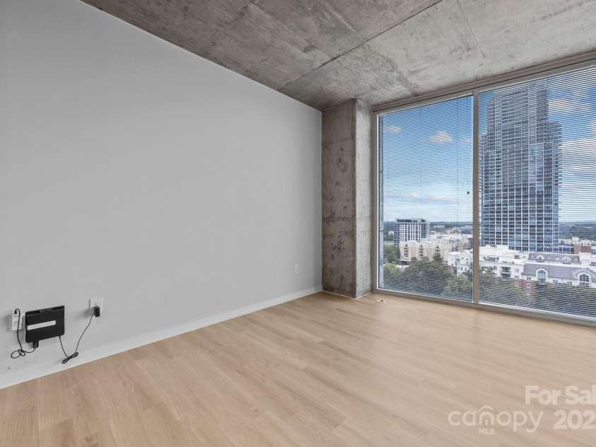 210 Church Street Street, Charlotte, NC 28202.  MLS# CAR4288986, YatesRealty ID 34143. 