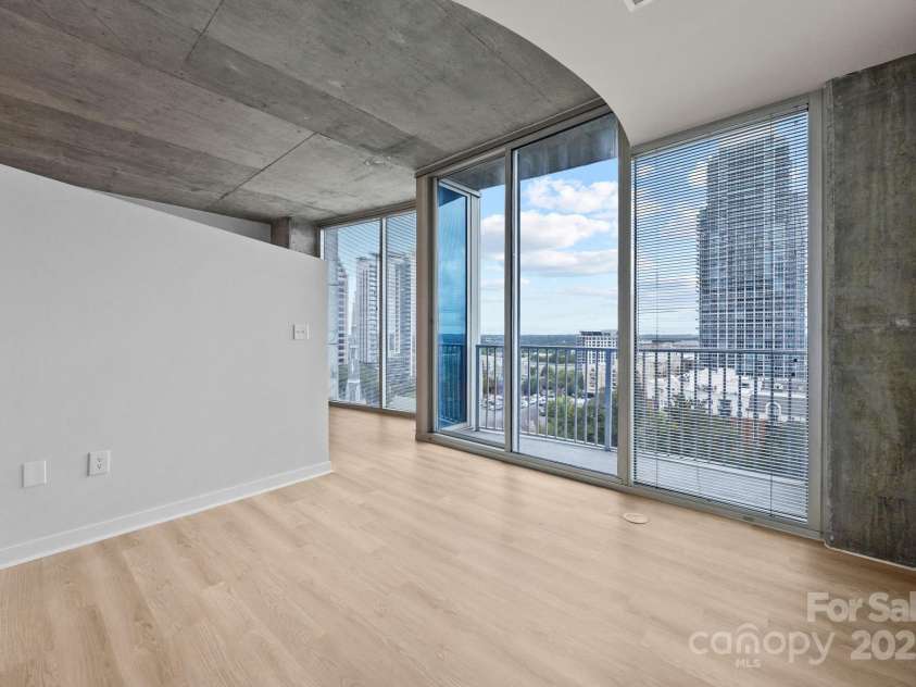 210 Church Street Street, Charlotte, NC 28202.  MLS# CAR4288986, YatesRealty ID 34143. 