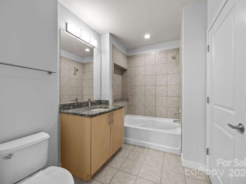 210 Church Street Street, Charlotte, NC 28202.  MLS# CAR4288986, YatesRealty ID 34143. 
