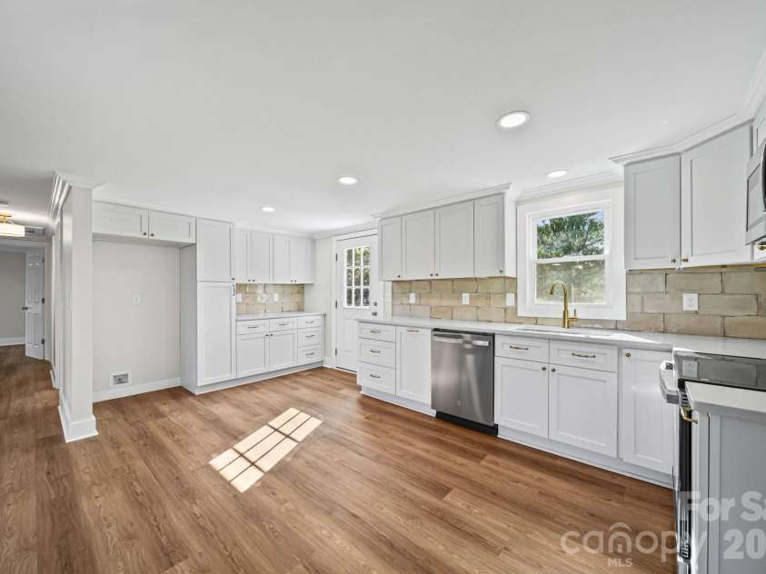 3312 Sikes Mill Road, Monroe, NC 28110.  MLS# CAR4398871, YatesRealty ID 34143. 