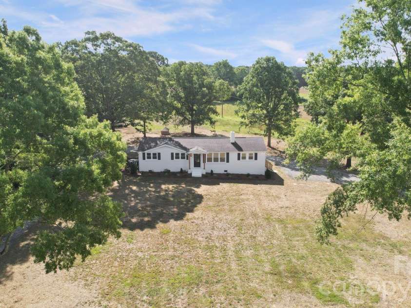 3312 Sikes Mill Road, Monroe, NC 28110.  MLS# CAR4398871, YatesRealty ID 34143. 