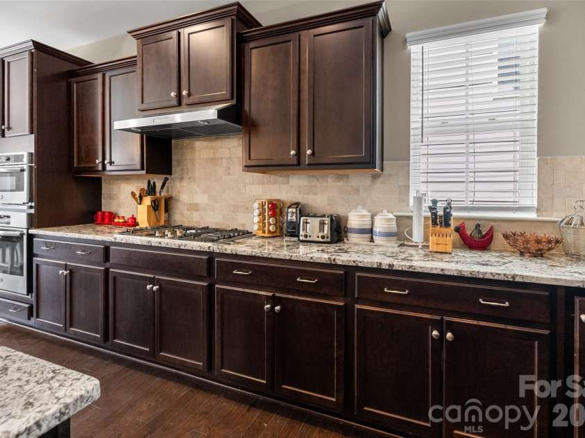 979 Parkland Place, Concord, NC 28027.  MLS# CAR4396807, YatesRealty ID 34144. 
