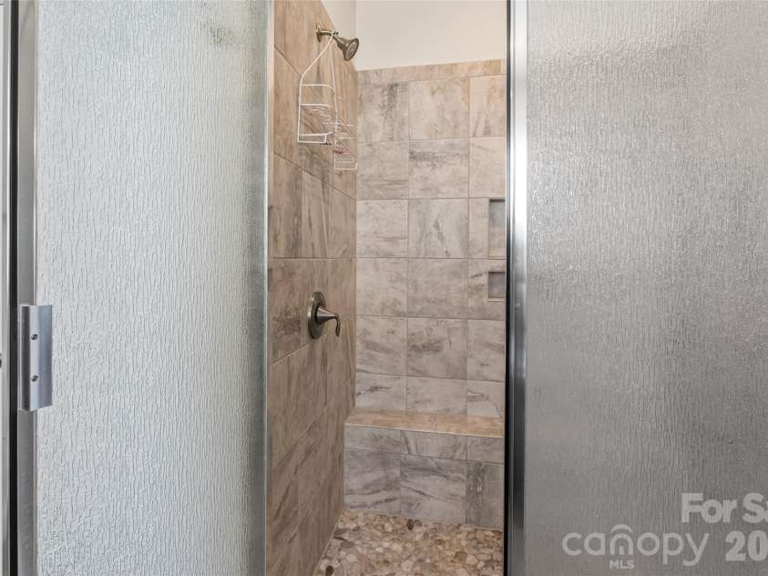 979 Parkland Place, Concord, NC 28027.  MLS# CAR4396807, YatesRealty ID 34144. 