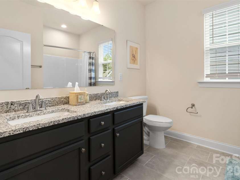 979 Parkland Place, Concord, NC 28027.  MLS# CAR4396807, YatesRealty ID 34144. 