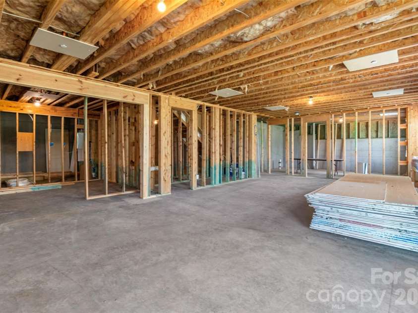 979 Parkland Place, Concord, NC 28027.  MLS# CAR4396807, YatesRealty ID 34144. 