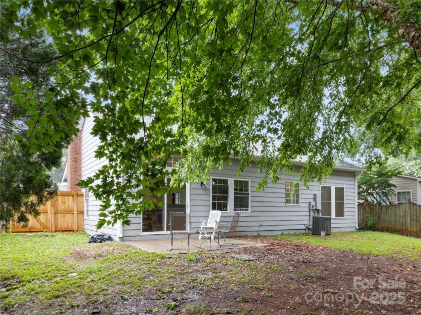 12013 Dolomite Drive, Pineville, NC 28134.  MLS# CAR4281127, YatesRealty ID 34145. 