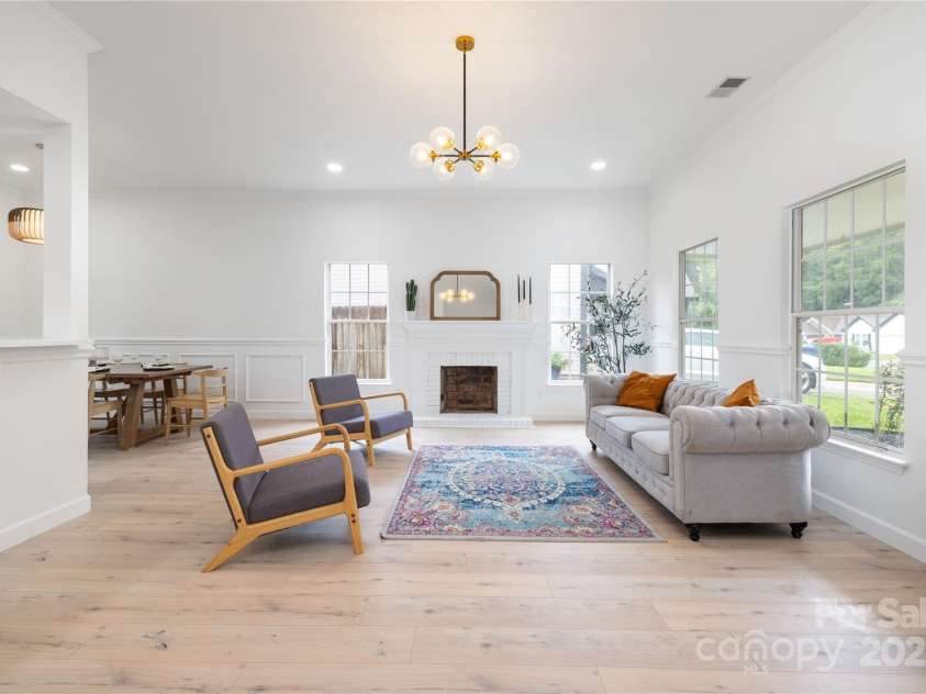 12013 Dolomite Drive, Pineville, NC 28134.  MLS# CAR4281127, YatesRealty ID 34145. 