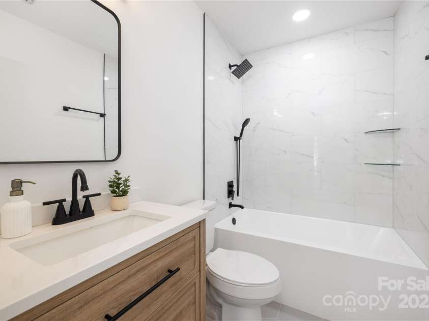 12013 Dolomite Drive, Pineville, NC 28134.  MLS# CAR4281127, YatesRealty ID 34145. 