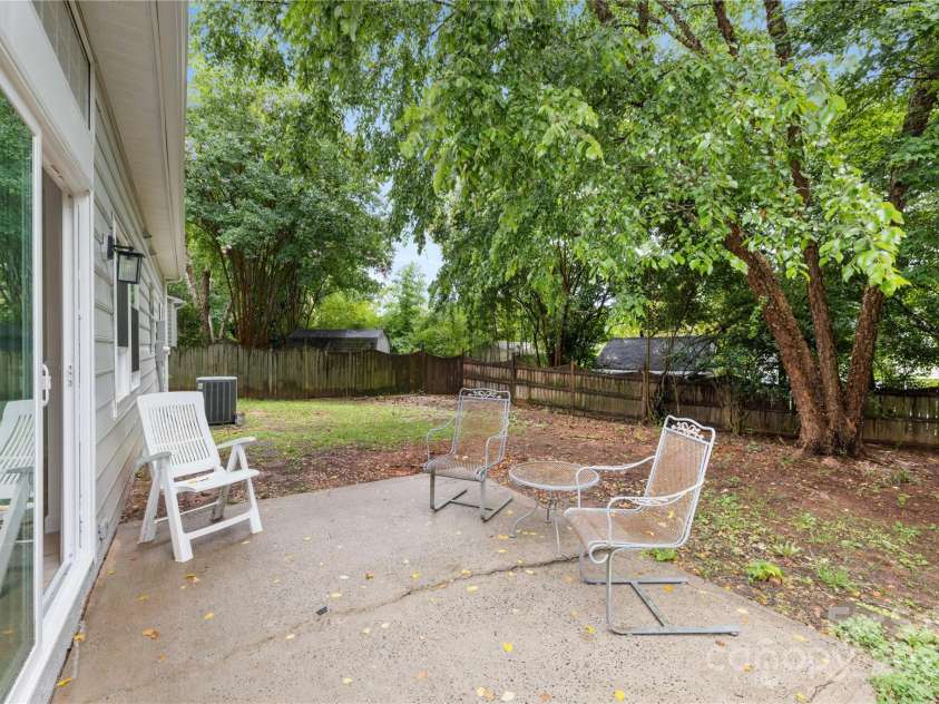 12013 Dolomite Drive, Pineville, NC 28134.  MLS# CAR4281127, YatesRealty ID 34145. 