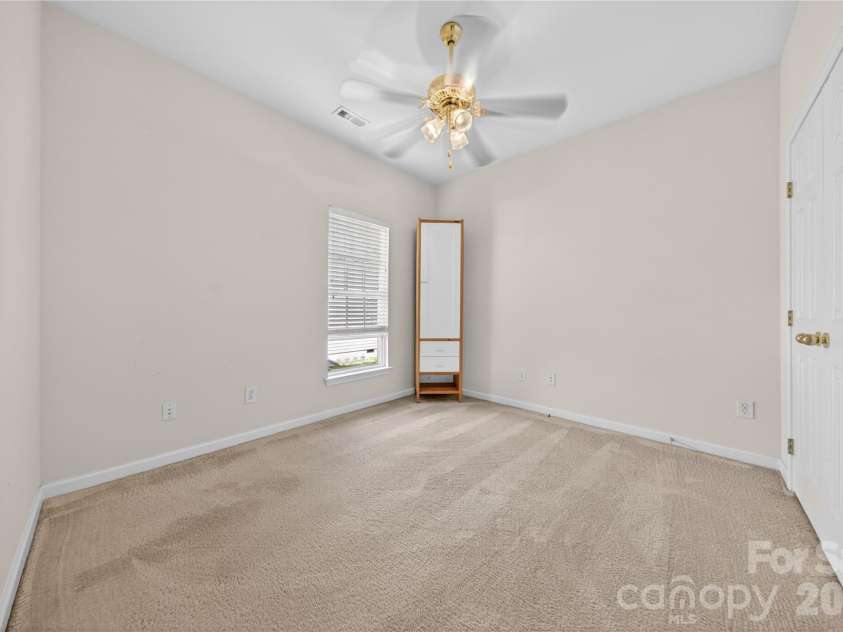 533 Fair Oaks Drive, Fort Mill, SC 29708.  MLS# CAR4385370, YatesRealty ID 34145. Bedroom Three