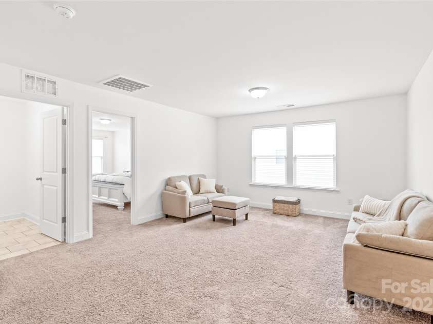 1507 Cedar Tree Drive, Belmont, NC 28012.  MLS# CAR4289479, YatesRealty ID 34147. Huge loft for additional living space