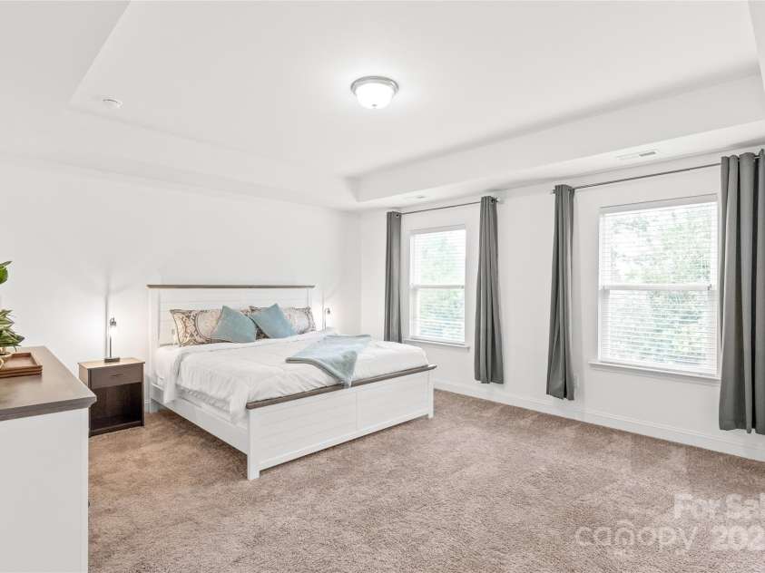 1507 Cedar Tree Drive, Belmont, NC 28012.  MLS# CAR4289479, YatesRealty ID 34147. Huge primary suite with tray ceiling