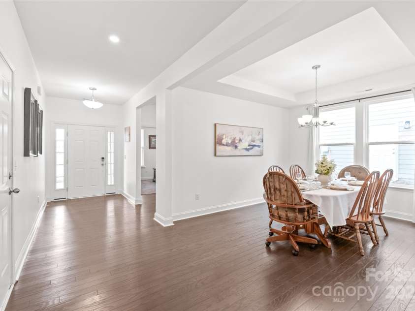 1507 Cedar Tree Drive, Belmont, NC 28012.  MLS# CAR4289479, YatesRealty ID 34147. Room for a huge table!