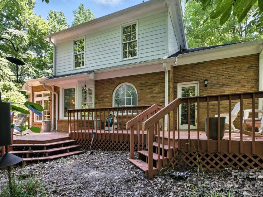 6907 Pleasant Drive, Charlotte, NC 28211.  MLS# CAR4280958, YatesRealty ID 34148. Rear exterior of home
