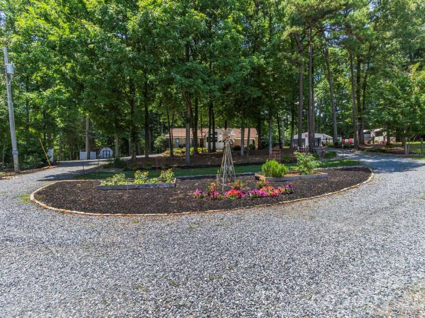 384 Rankin Hill Road, Troutman, NC 28166.  MLS# CAR4394107, YatesRealty ID 34149. 