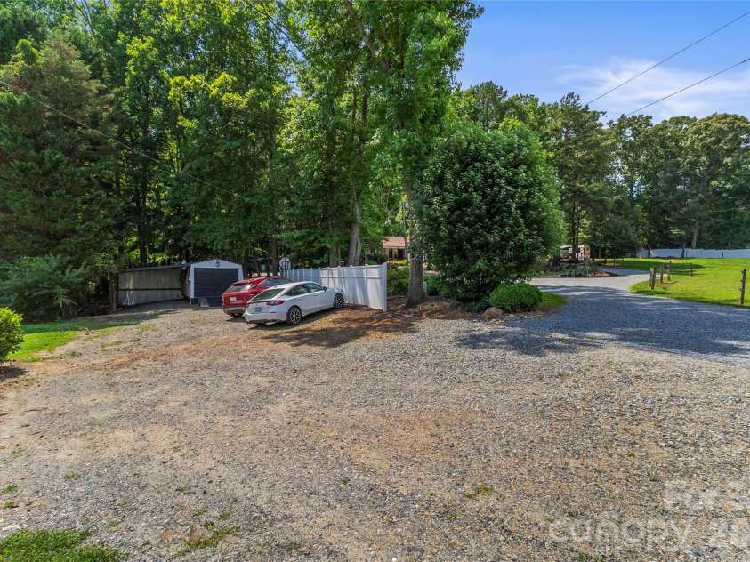 384 Rankin Hill Road, Troutman, NC 28166.  MLS# CAR4394107, YatesRealty ID 34149. 