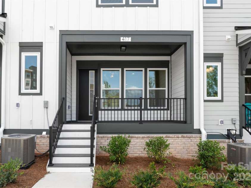 417 Prine Place, Charlotte, NC 28213.  MLS# CAR4112644, YatesRealty ID 3415. 