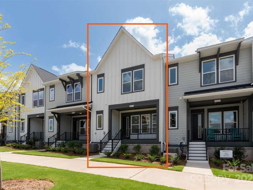 417 Prine Place, Charlotte, NC 28213.  MLS# CAR4112644, YatesRealty ID 3415. 