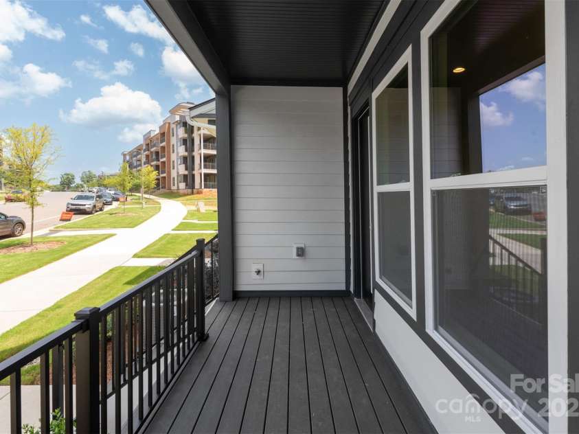 417 Prine Place, Charlotte, NC 28213.  MLS# CAR4112644, YatesRealty ID 3415. Terrace