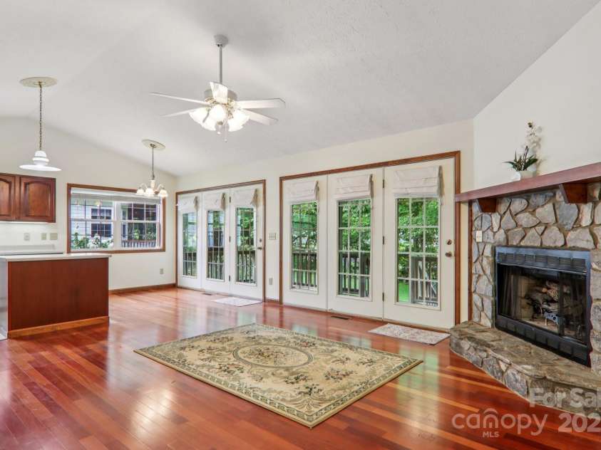 118 Whitewater Drive, Maggie Valley, NC 28751.  MLS# CAR4290303, YatesRealty ID 34151. 