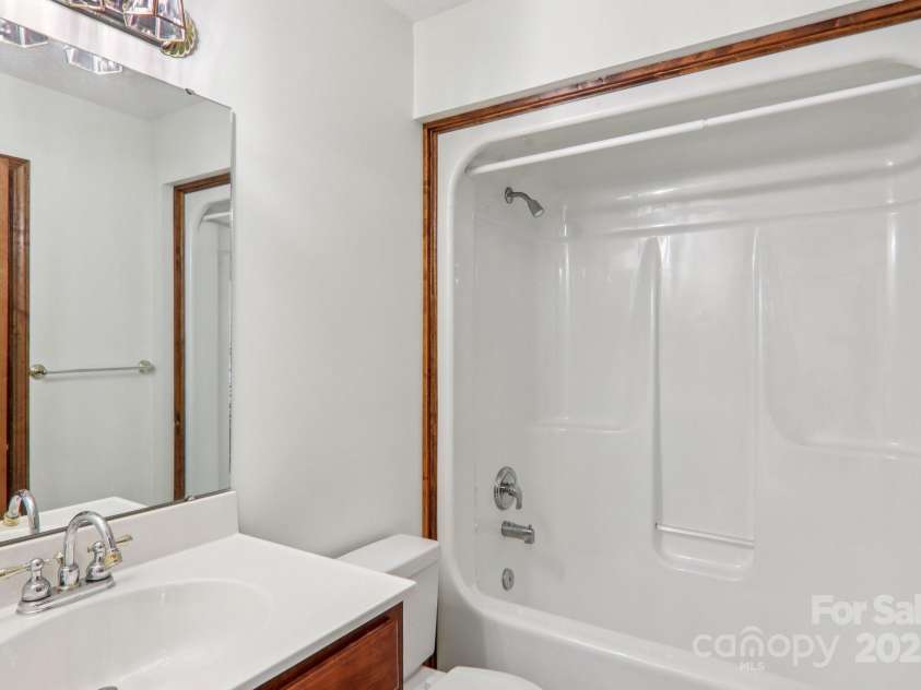 118 Whitewater Drive, Maggie Valley, NC 28751.  MLS# CAR4290303, YatesRealty ID 34151. 