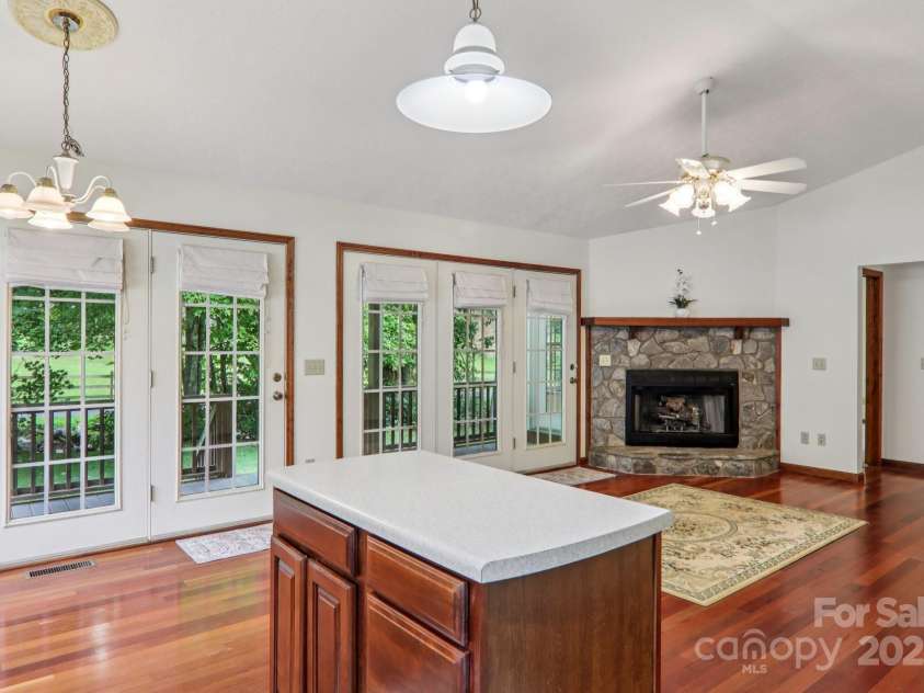 118 Whitewater Drive, Maggie Valley, NC 28751.  MLS# CAR4290303, YatesRealty ID 34151. 