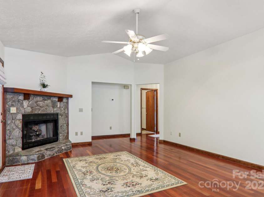 118 Whitewater Drive, Maggie Valley, NC 28751.  MLS# CAR4290303, YatesRealty ID 34151. 