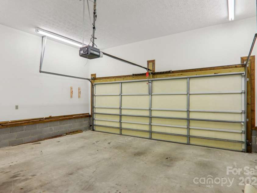 118 Whitewater Drive, Maggie Valley, NC 28751.  MLS# CAR4290303, YatesRealty ID 34151. 