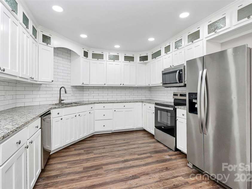 1540 Nichole Lane, Fort Mill, SC 29708.  MLS# CAR4282130, YatesRealty ID 34153. 