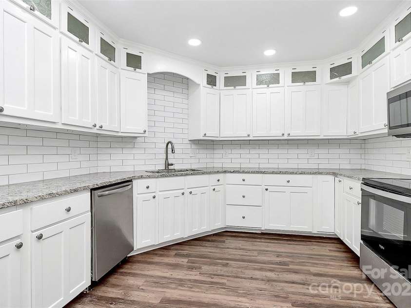 1540 Nichole Lane, Fort Mill, SC 29708.  MLS# CAR4282130, YatesRealty ID 34153. 