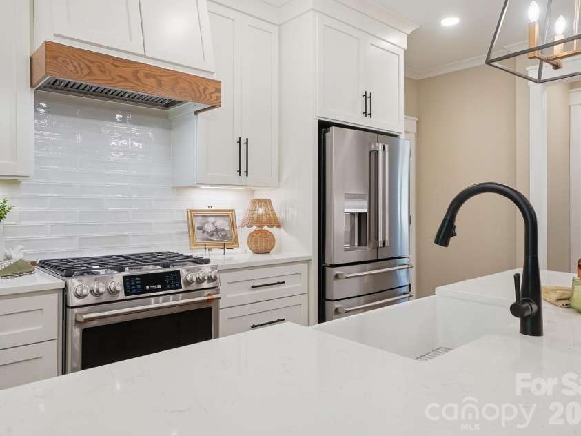 6109 Charity Drive, Marshville, NC 28103.  MLS# CAR4337579, YatesRealty ID 34153. 