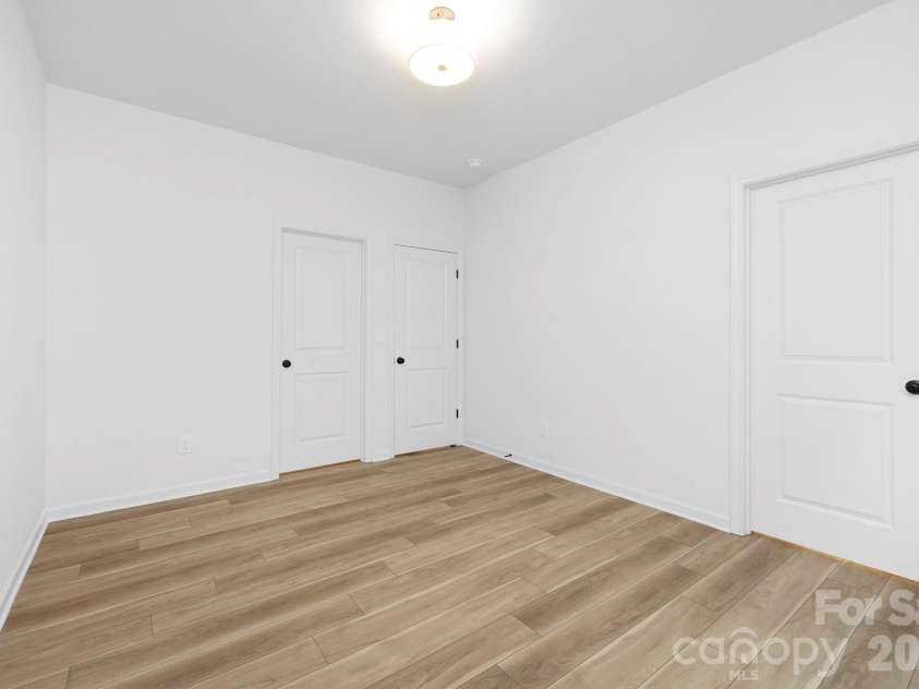 9012 Potomac Boulevard, Charlotte, NC 28216.  MLS# CAR4389028, YatesRealty ID 34154. Representative