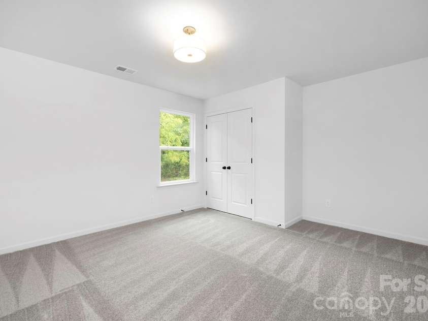 9012 Potomac Boulevard, Charlotte, NC 28216.  MLS# CAR4389028, YatesRealty ID 34154. Representative