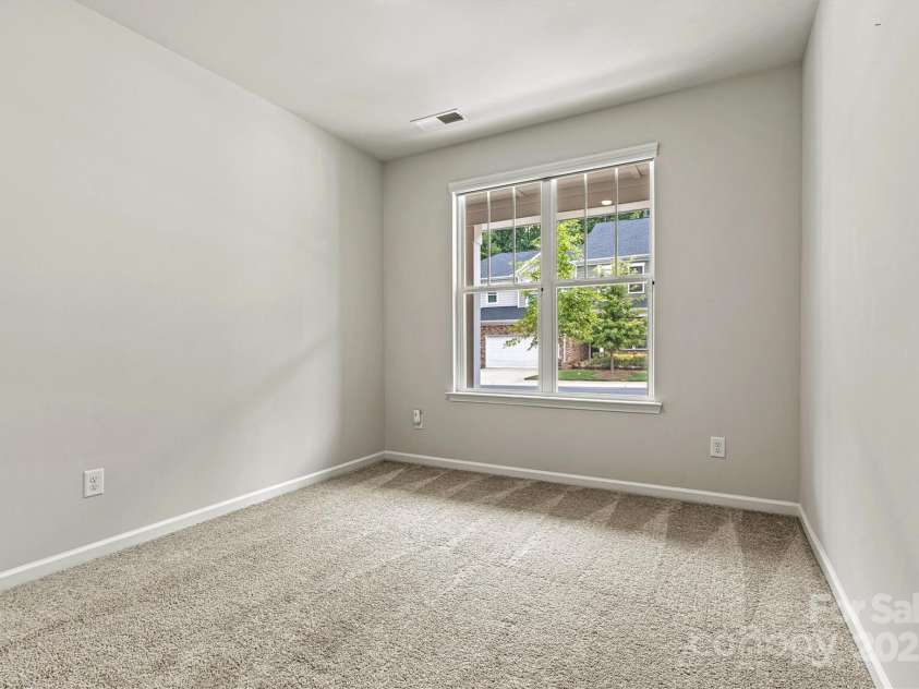 8233 Merryvale Lane, Charlotte, NC 28214.  MLS# CAR4293433, YatesRealty ID 34155. 
