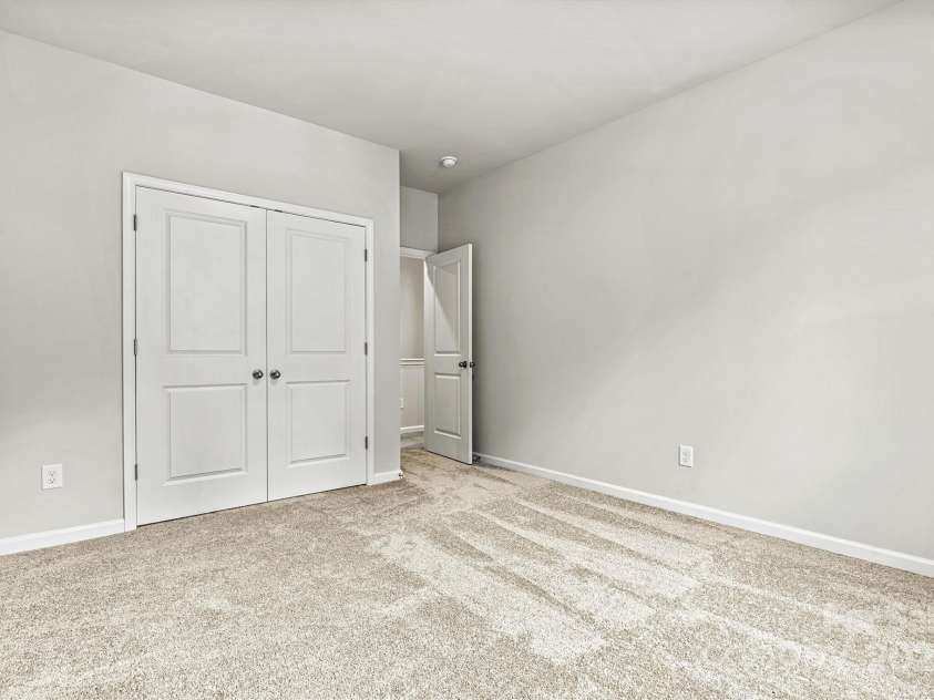 8233 Merryvale Lane, Charlotte, NC 28214.  MLS# CAR4293433, YatesRealty ID 34155. 