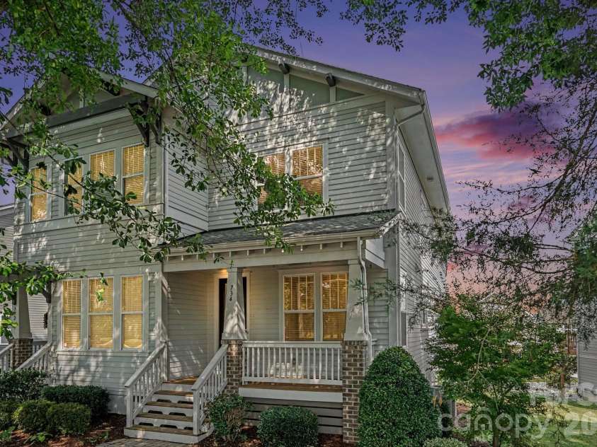 734 Waterscape Court, Rock Hill, SC 29730.  MLS# CAR4398509, YatesRealty ID 34156. 