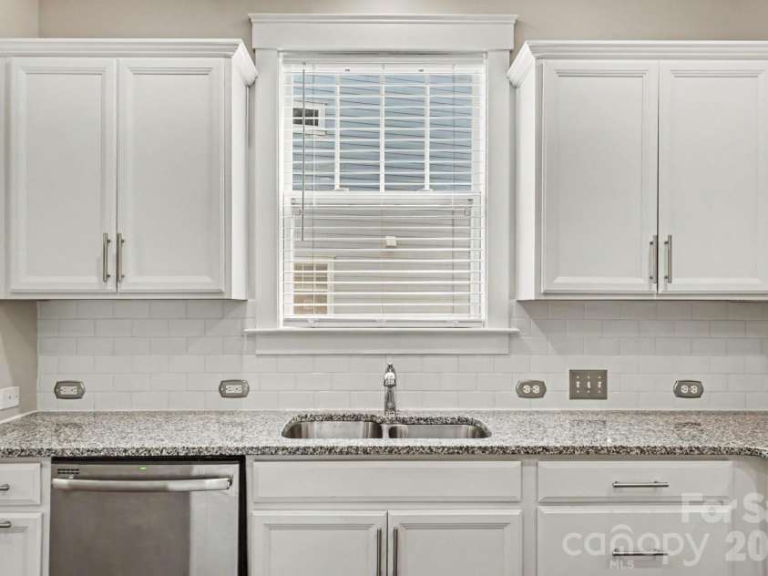 734 Waterscape Court, Rock Hill, SC 29730.  MLS# CAR4398509, YatesRealty ID 34156. 
