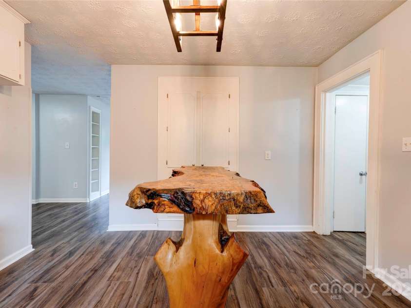 139 Sperling Drive, Shelby, NC 28150.  MLS# CAR4291740, YatesRealty ID 34157. 