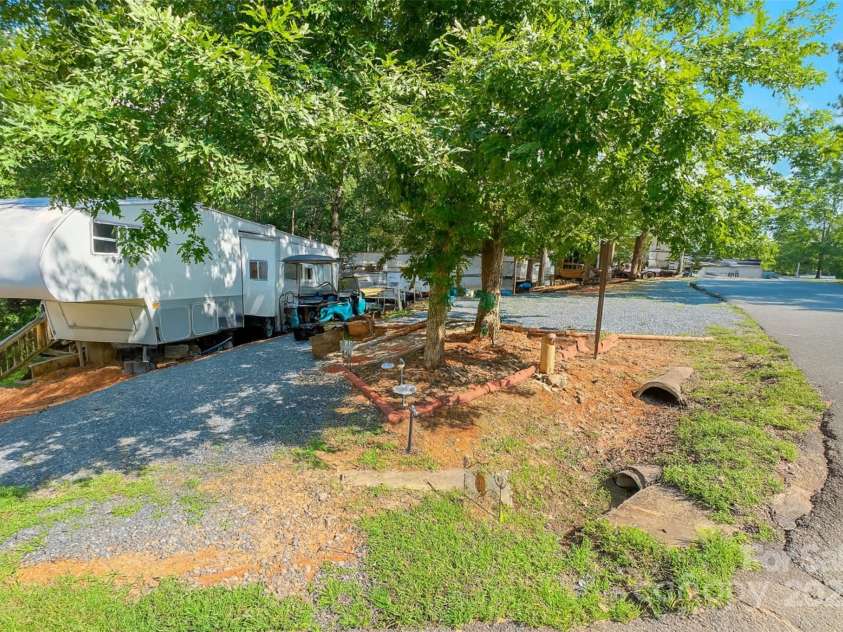 164 Larboard Trail, Mount Gilead, NC 27306.  MLS# CAR4284584, YatesRealty ID 34158. 