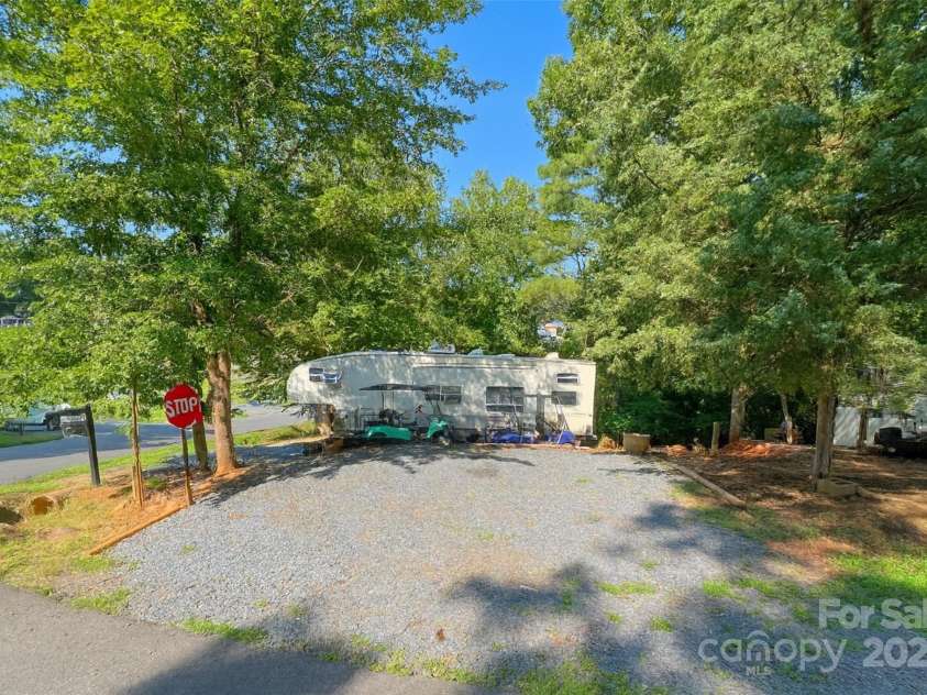164 Larboard Trail, Mount Gilead, NC 27306.  MLS# CAR4284584, YatesRealty ID 34158. 