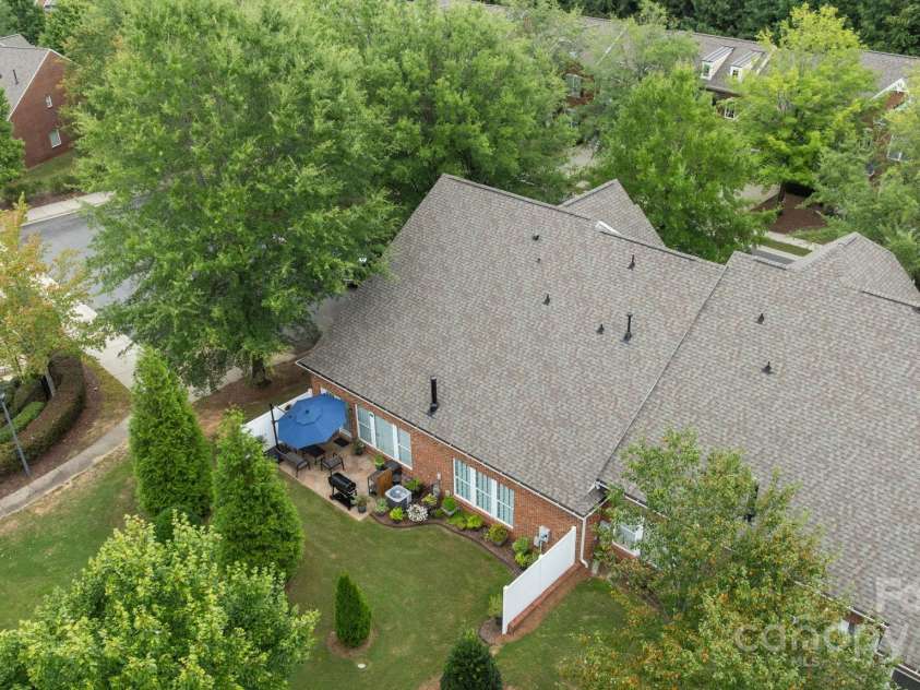 10310 Blairbeth Street, Charlotte, NC 28277.  MLS# CAR4293353, YatesRealty ID 34159. 