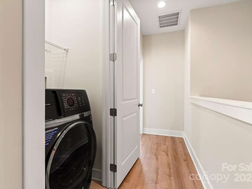 320 Ferebee Place, Charlotte, NC 28213.  MLS# CAR4141671, YatesRealty ID 3416. Washer/Dryer included