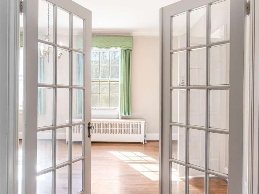 325 Vanderbilt Road, Asheville, NC 28803.  MLS# CAR4311478, YatesRealty ID 3416. 