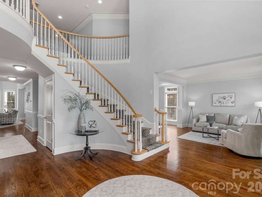 7300 Stonehaven Drive, Waxhaw, NC 28173.  MLS# CAR4351907, YatesRealty ID 3416. 