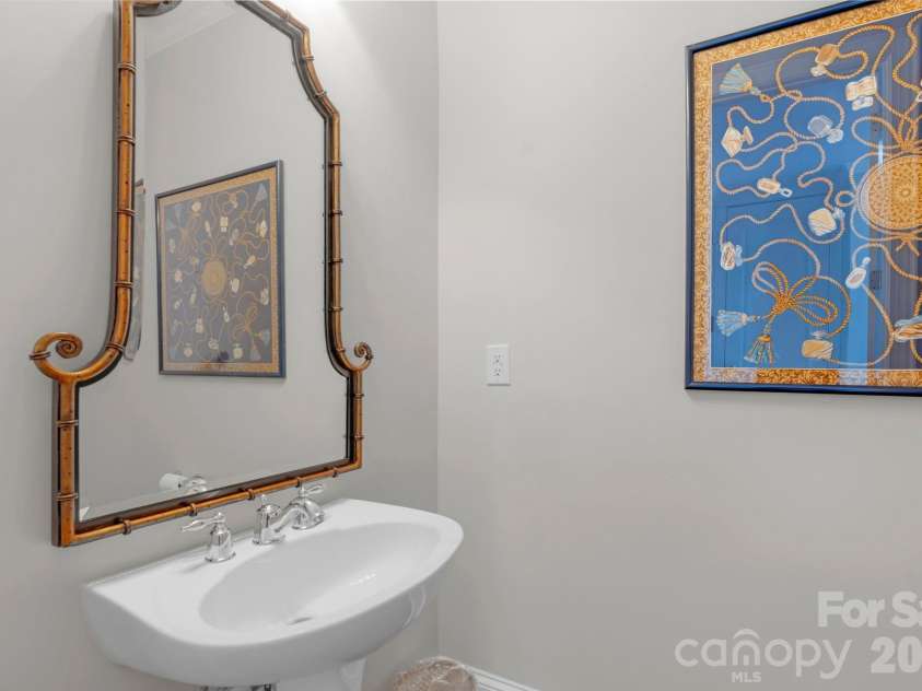 7300 Stonehaven Drive, Waxhaw, NC 28173.  MLS# CAR4351907, YatesRealty ID 3416. 