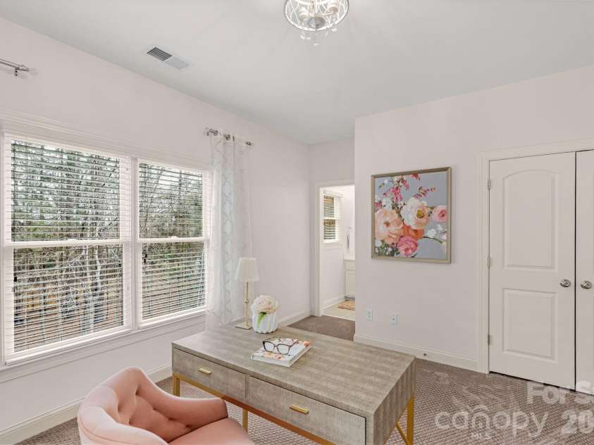 7300 Stonehaven Drive, Waxhaw, NC 28173.  MLS# CAR4351907, YatesRealty ID 3416. 
