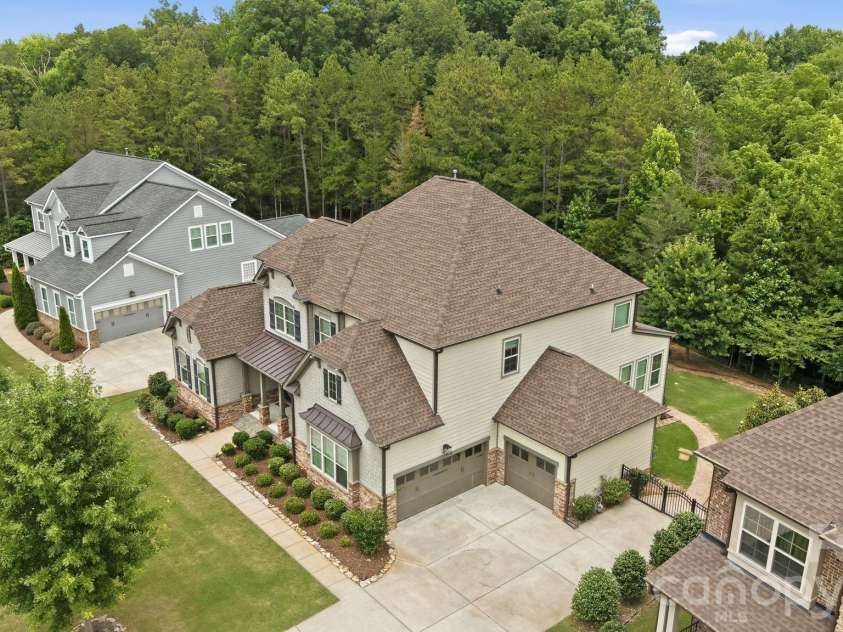 2411 Madeira Circle, Waxhaw, NC 28173.  MLS# CAR4394569, YatesRealty ID 34160. 