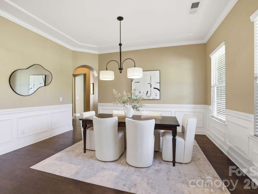 2411 Madeira Circle, Waxhaw, NC 28173.  MLS# CAR4394569, YatesRealty ID 34160. 