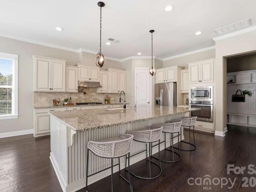2411 Madeira Circle, Waxhaw, NC 28173.  MLS# CAR4394569, YatesRealty ID 34160. 