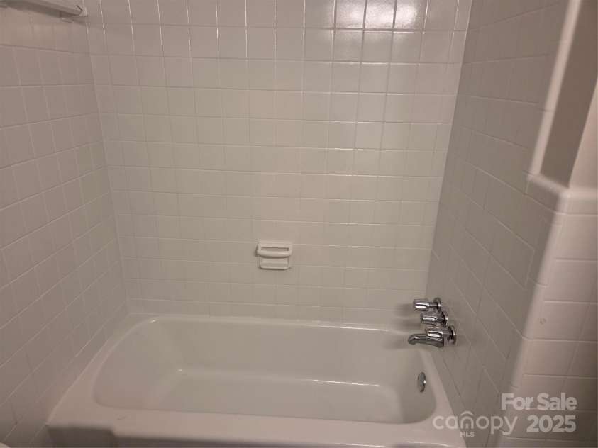 4401 Butler Road, Charlotte, NC 28208.  MLS# CAR4285626, YatesRealty ID 34161. 